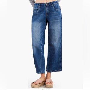 Hint of Blu straight ankle jeans 30